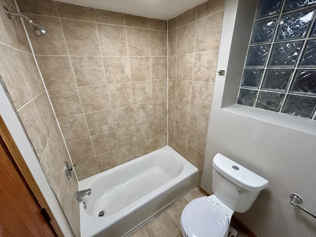 5644 South Prairie Avenue Chicago IL 60637