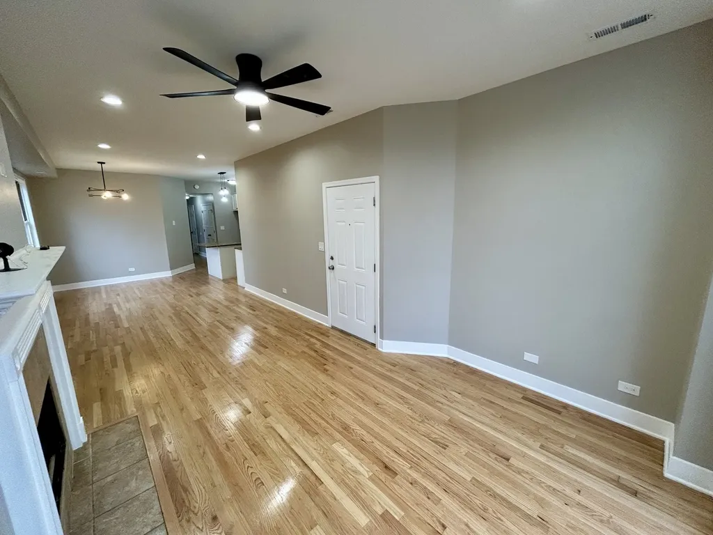 5644 South Prairie Avenue Chicago IL 60637