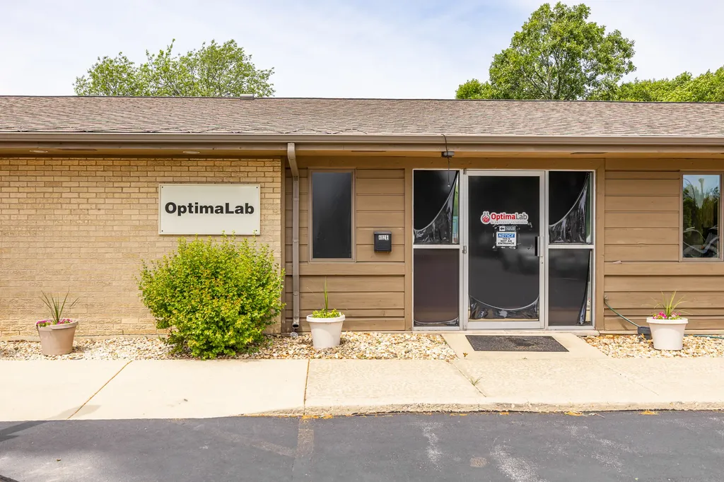 402 West Boughton Road Bolingbrook IL 60440
