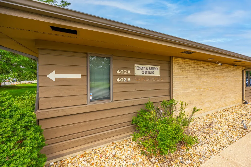 402 West Boughton Road Bolingbrook IL 60440