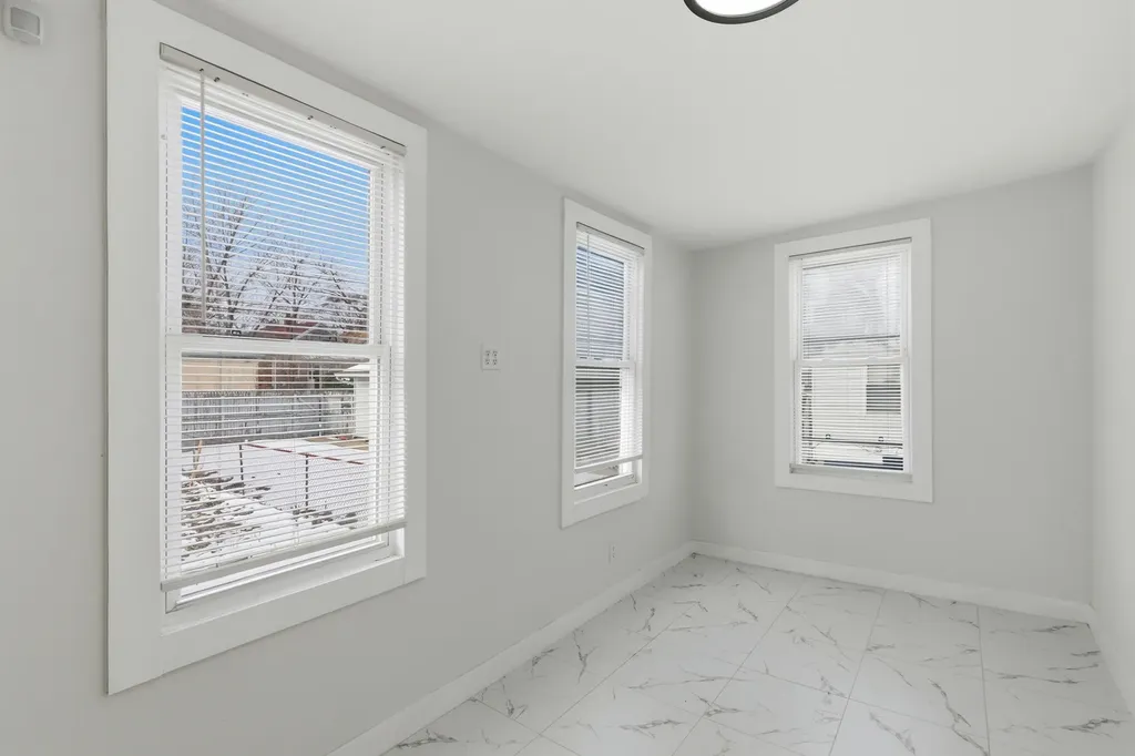 8942 South Aberdeen Street Chicago IL 60620