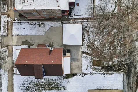 8942 South Aberdeen Street Chicago IL 60620