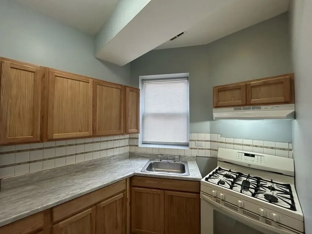 1330 South Lawndale Avenue Chicago IL 60623