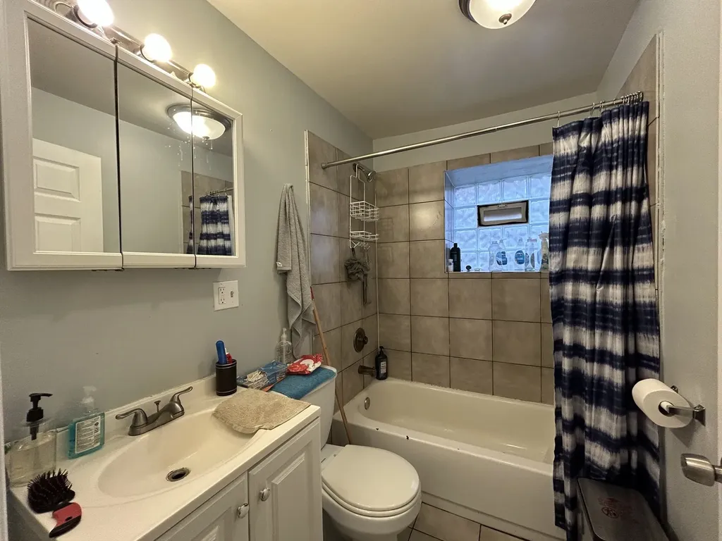 1330 South Lawndale Avenue Chicago IL 60623