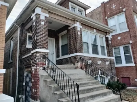 705 East 92nd Street Chicago IL 60619