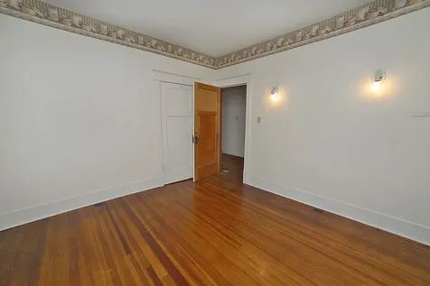 221 East Grove Street Utica IL 61373