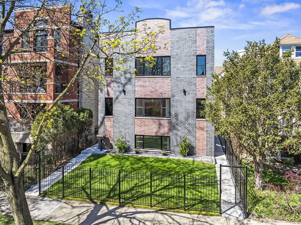 6106 North Hermitage Avenue Chicago IL 60660