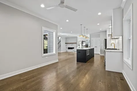 6106 North Hermitage Avenue Chicago IL 60660