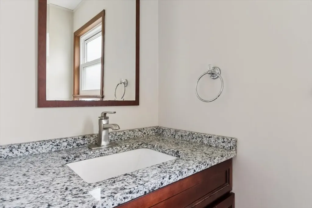1440 Carleton Avenue Naperville IL 60565