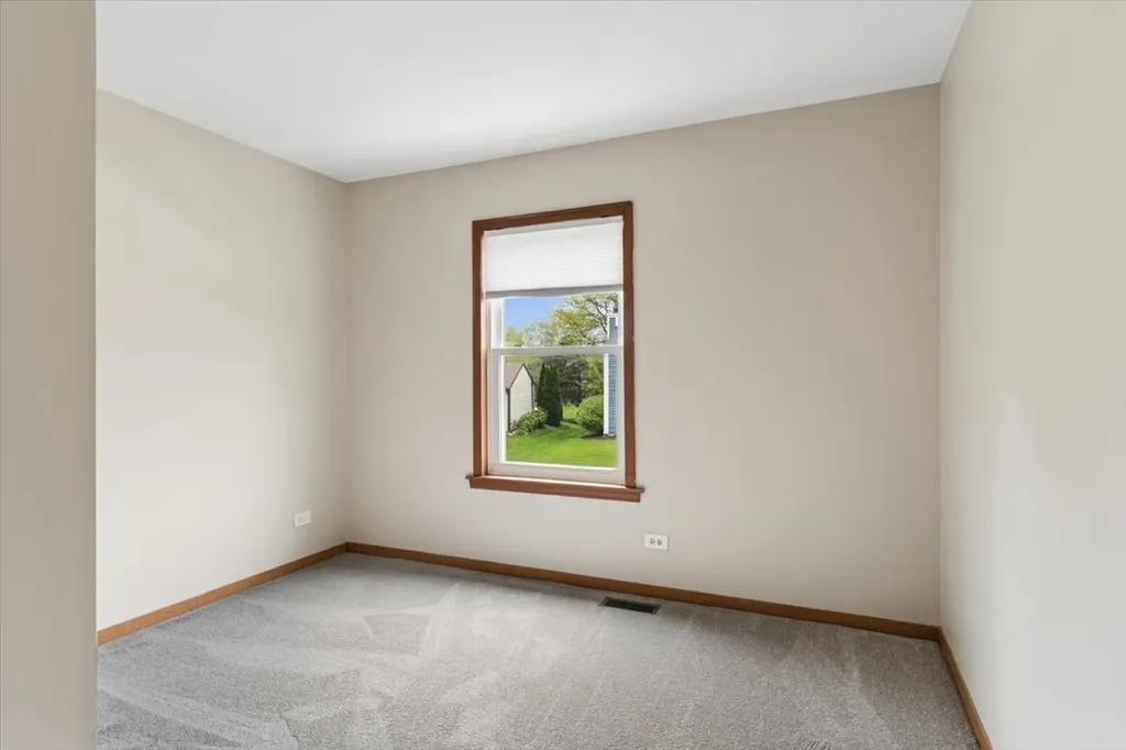 1440 Carleton Avenue Naperville IL 60565