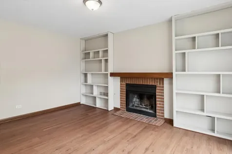 1440 Carleton Avenue Naperville IL 60565