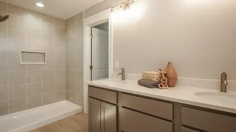644 Houtz Circle Elburn IL 60119