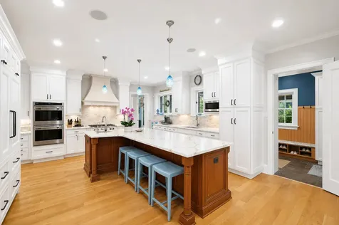 2855 Sheridan Place Evanston IL 60201