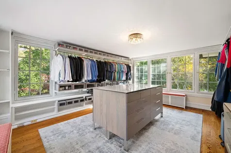 2855 Sheridan Place Evanston IL 60201