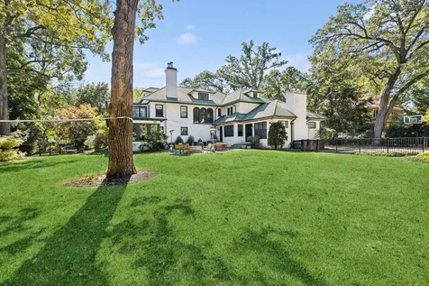 2855 Sheridan Place Evanston IL 60201