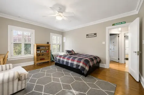 2855 Sheridan Place Evanston IL 60201