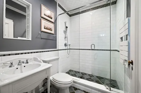 2855 Sheridan Place Evanston IL 60201