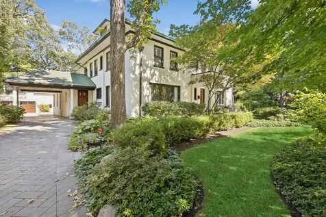 2855 Sheridan Place Evanston IL 60201