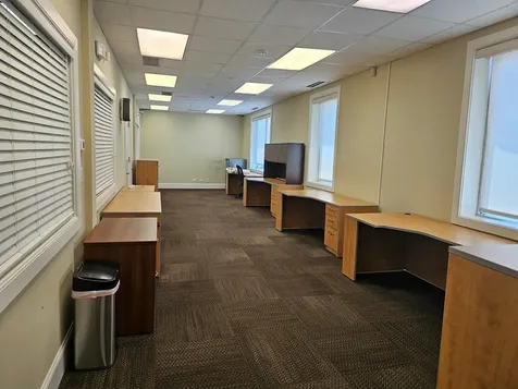 7040 North Ridgeway Avenue Lincolnwood IL 60712