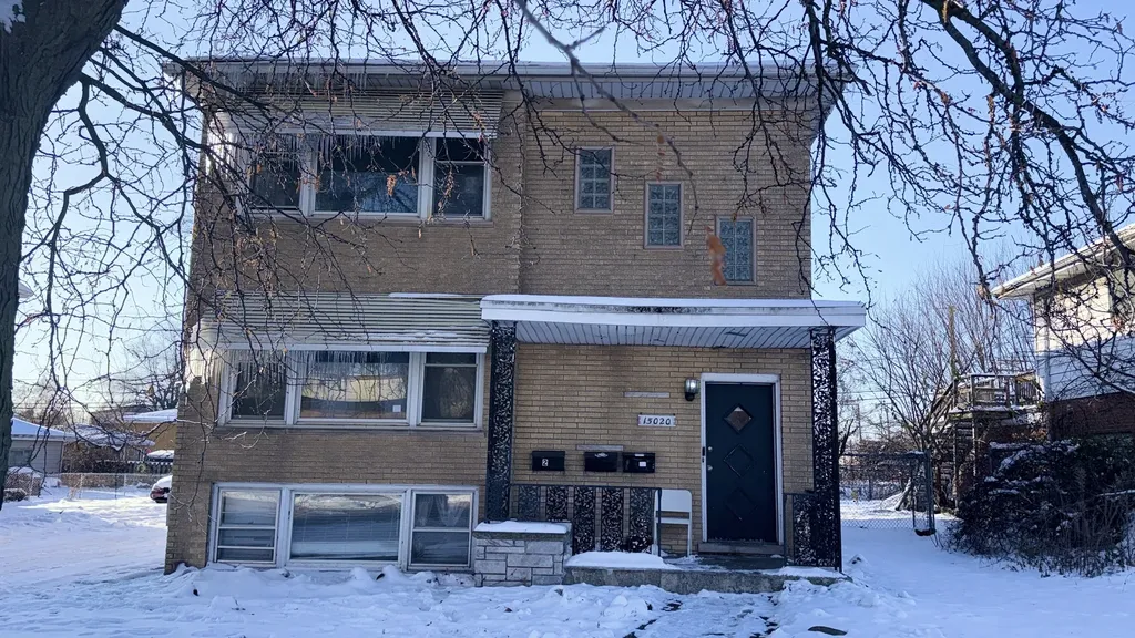 15020 Woodlawn Avenue Dolton IL 60419