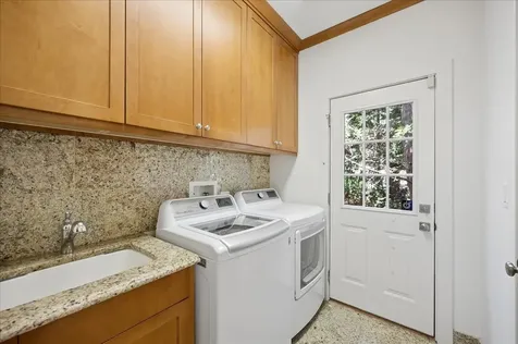 1035 Meadow Road Glencoe IL 60022