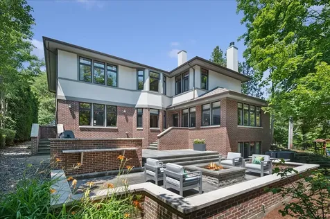 1035 Meadow Road Glencoe IL 60022