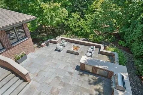 1035 Meadow Road Glencoe IL 60022