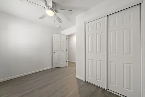 909-911 Ridge Avenue Rockford IL 61103
