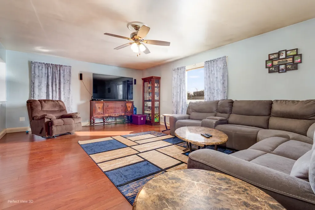 252 South Ashbury Avenue Bolingbrook IL 60440