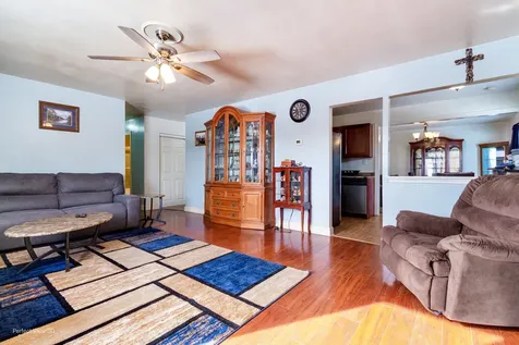 252 South Ashbury Avenue Bolingbrook IL 60440