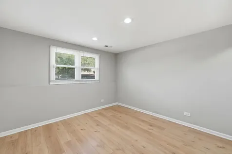 17690 Hillcrest Drive Country Club Hills IL 60478