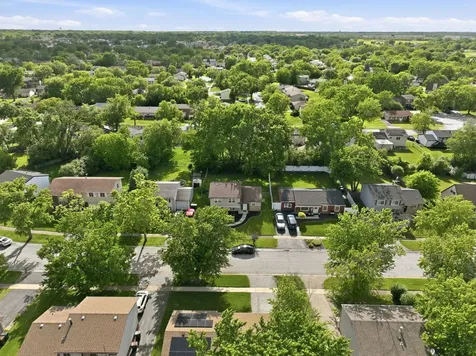 17690 Hillcrest Drive Country Club Hills IL 60478