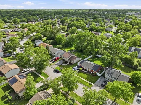 17690 Hillcrest Drive Country Club Hills IL 60478