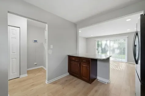17690 Hillcrest Drive Country Club Hills IL 60478