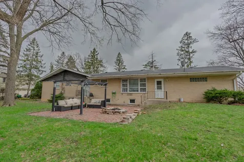 6325 Keokuk Road Indian Head Park IL 60525