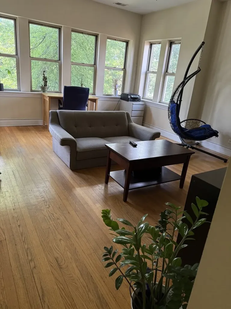 4027 West Crystal Street Chicago IL 60651