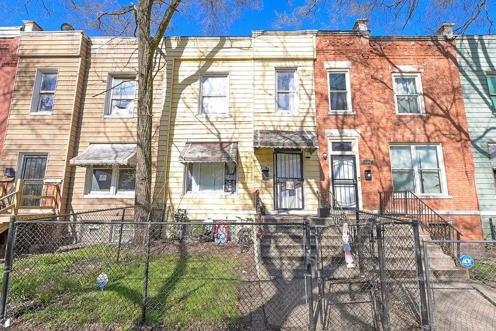 6706 South Parnell Avenue Chicago IL 60621