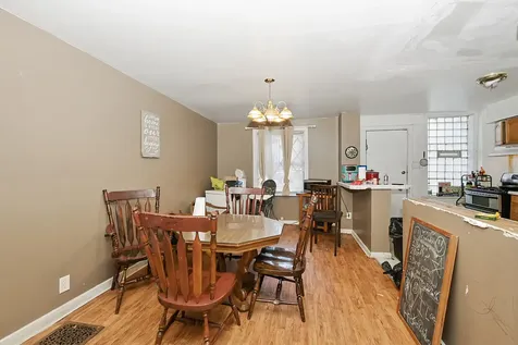 6706 South Parnell Avenue Chicago IL 60621