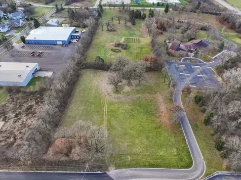 13902 Kishwaukee Valley Road Woodstock IL 60098