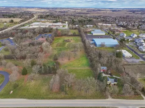 13902 Kishwaukee Valley Road Woodstock IL 60098
