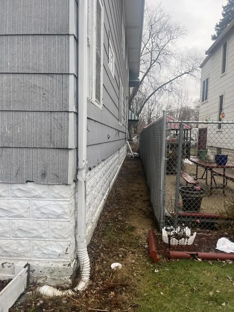 237 West 114th Street Chicago IL 60628