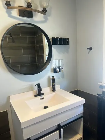 237 West 114th Street Chicago IL 60628