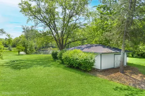 153 Algonquin Road Barrington Hills IL 60010
