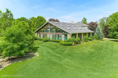 153 Algonquin Road Barrington Hills IL 60010