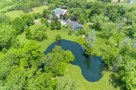 153 Algonquin Road Barrington Hills IL 60010