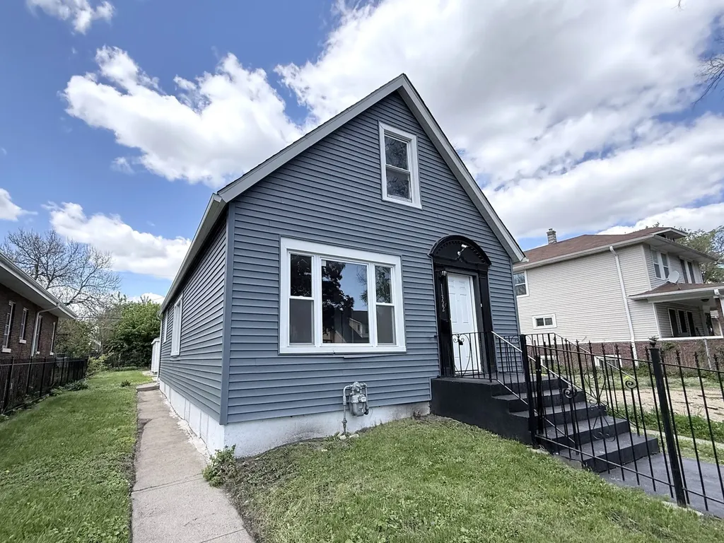 11322 South Normal Avenue Chicago IL 60628