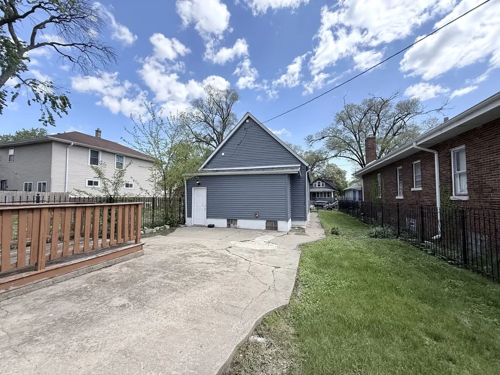 11322 South Normal Avenue Chicago IL 60628