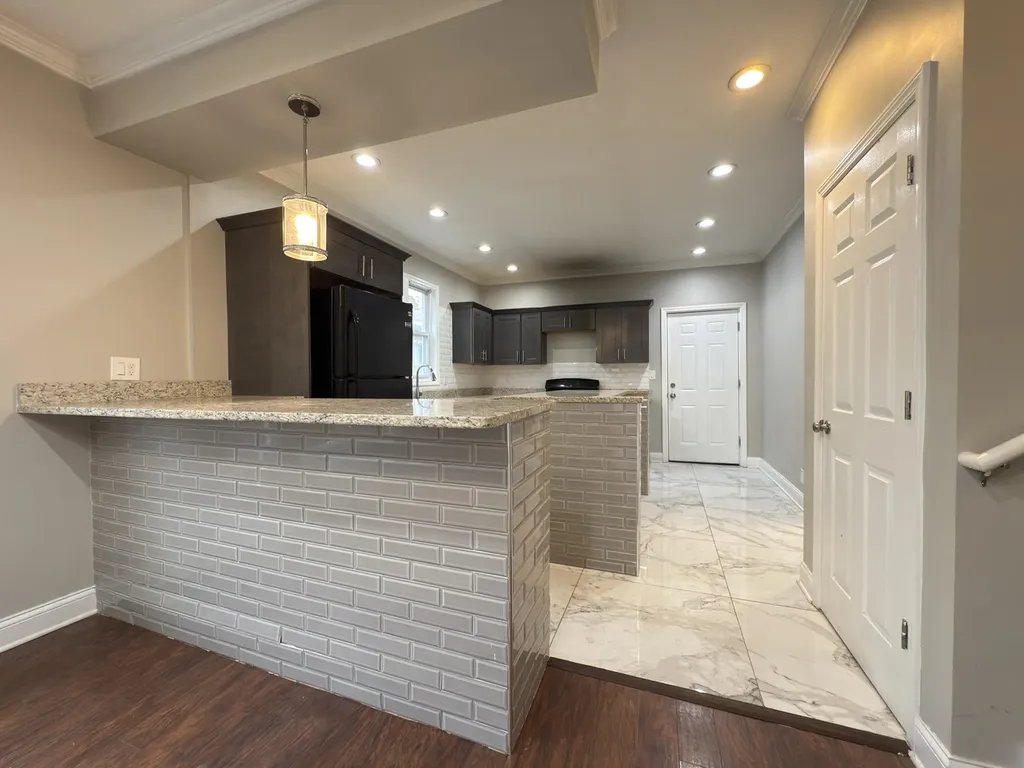 11322 South Normal Avenue Chicago IL 60628