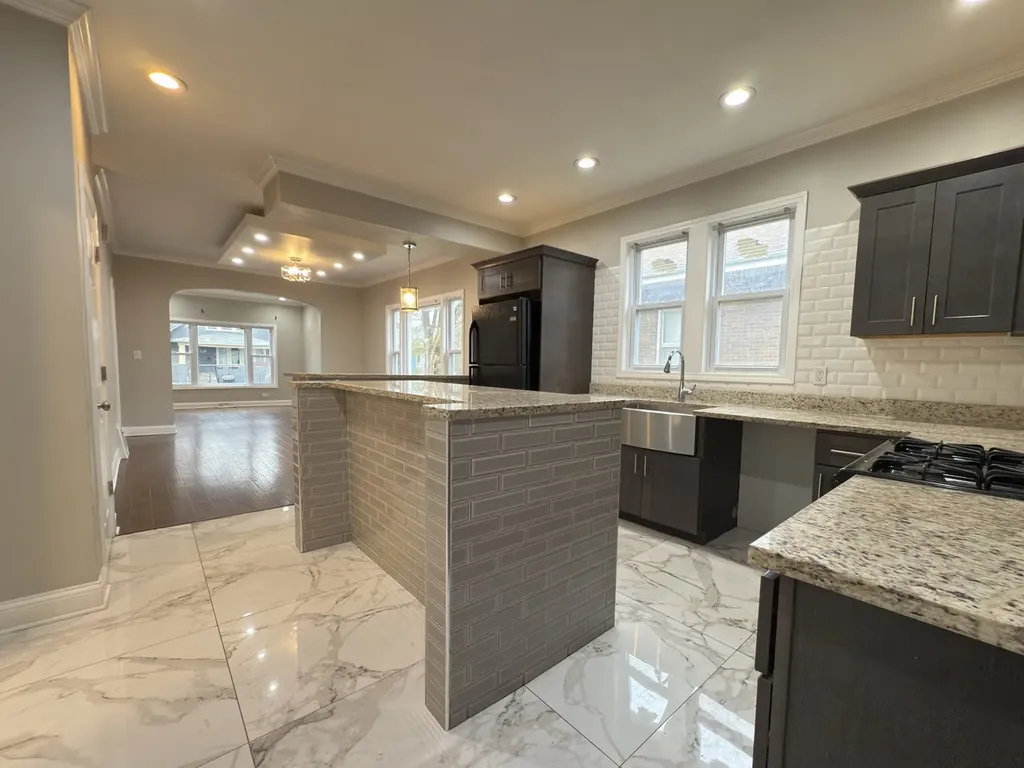 11322 South Normal Avenue Chicago IL 60628