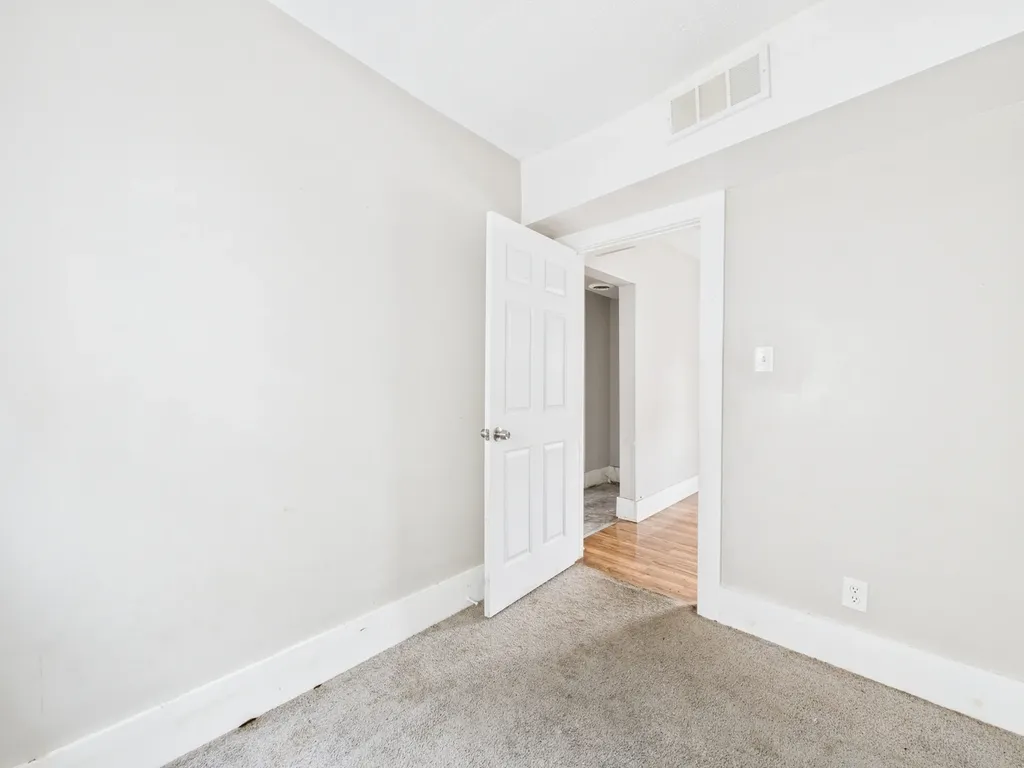 11540 South Yale Avenue Chicago IL 60628